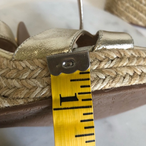 Stuart Weitzman Gold Zuzu Cutout Leather Wedge Sandals - Picture 16 of 16